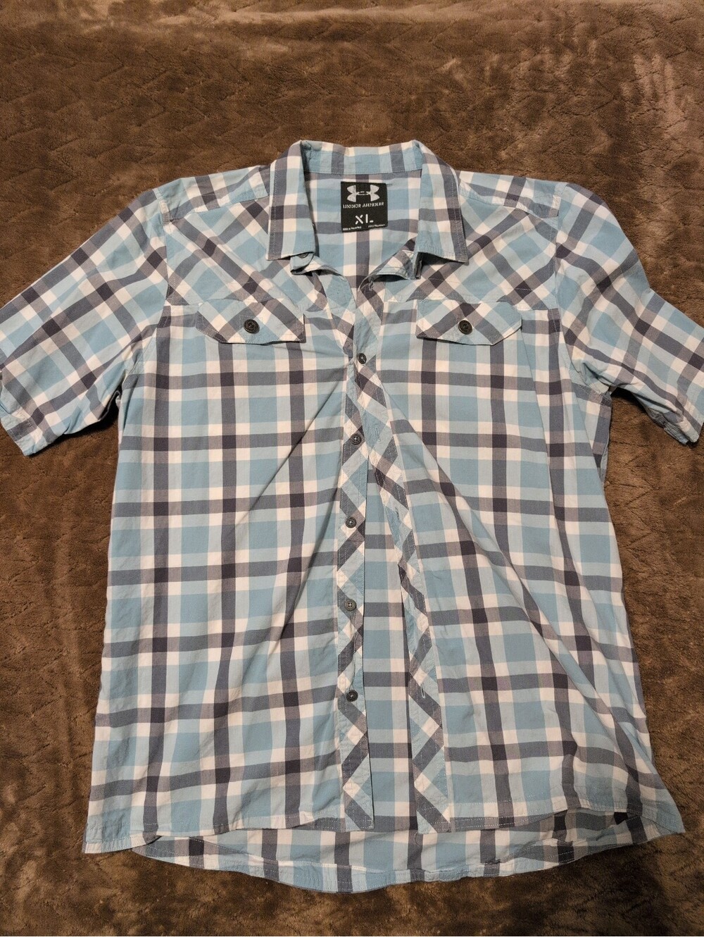 Under Armour Men's XL Plaid Short Sleeve Button-Up Shirt